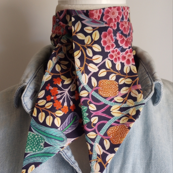 Liberty of London Accessories - Liberty of London Art Fabric Skinny Scarf Elm House Floral Purple Plum Bespoke